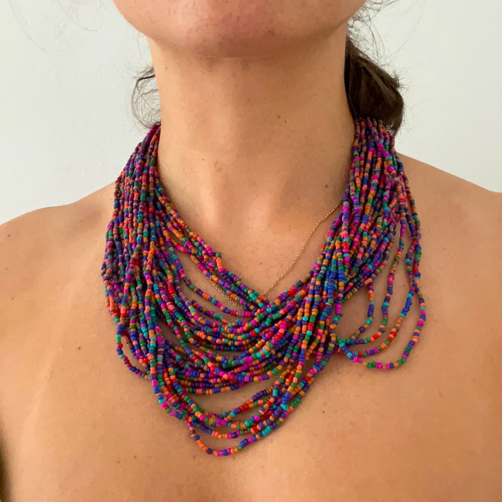 Vintage beaded necklace with wooden clasp